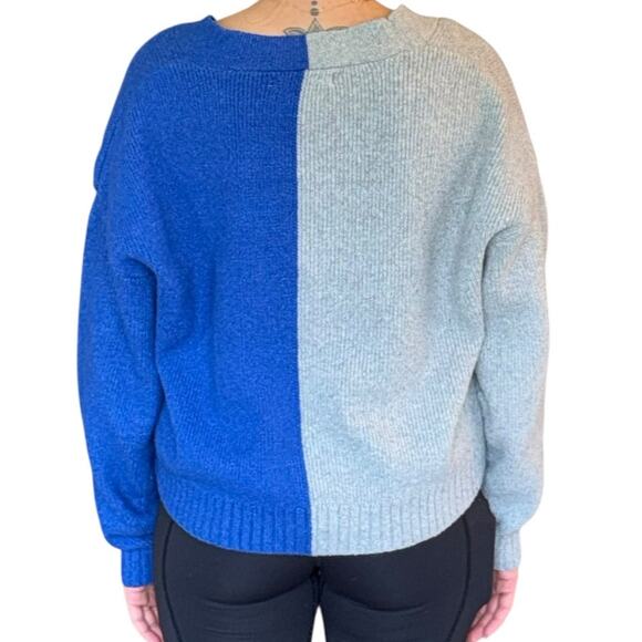 Primark V-Neck Knit Cardigan Sweater Button Up Two-Tone Size Medium Blue Gray - Picture 6 of 14